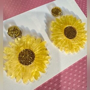 New Yellow Daisy Flower Sunflower Pearlescent & Glitter Acrylic Earrings - 2.5”